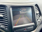 2016 Cherokee Thumbnail 28