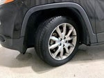 2017 Cherokee Thumbnail 20