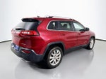 2016 Cherokee Thumbnail 7