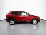2016 Cherokee Thumbnail 8