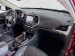 2016 Cherokee Thumbnail 29
