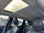 2019 Cherokee Thumbnail 16