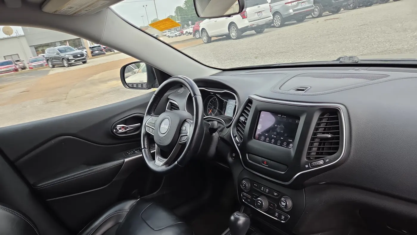 2019 Jeep Cherokee Altitude