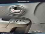 2020 Cherokee Thumbnail 25