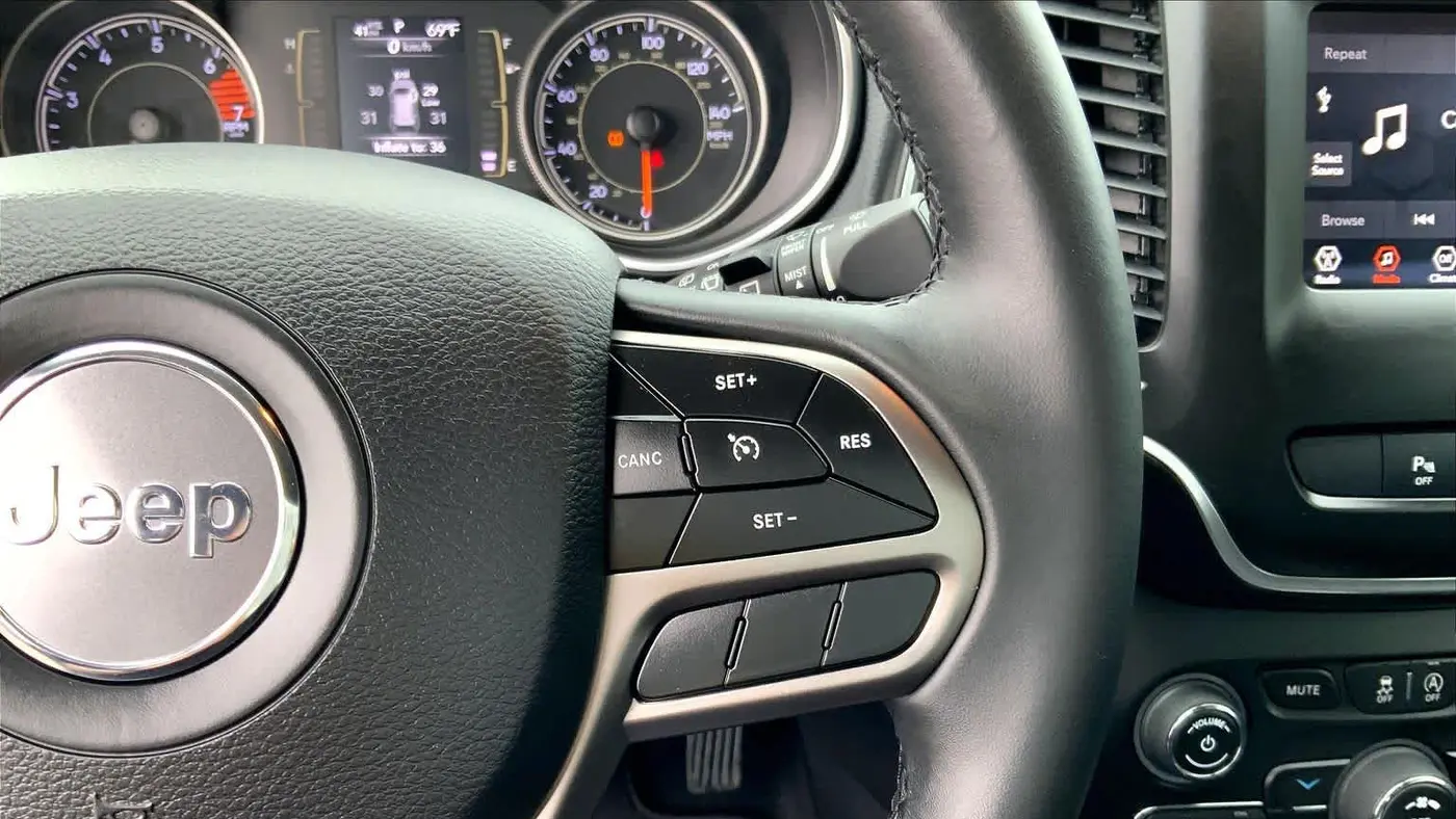 2020 Jeep Cherokee Latitude Plus