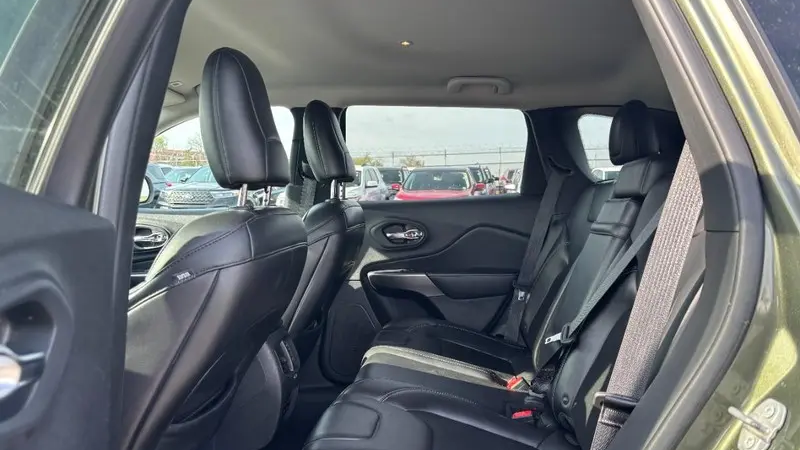 2019 Jeep Cherokee Altitude