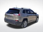 2021 Cherokee Thumbnail 17
