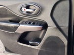 2019 Cherokee Thumbnail 24