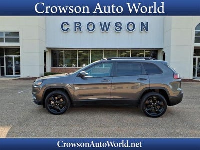 Photo of a 2019 Jeep Cherokee Latitude Plus 4DR SUV for sale
