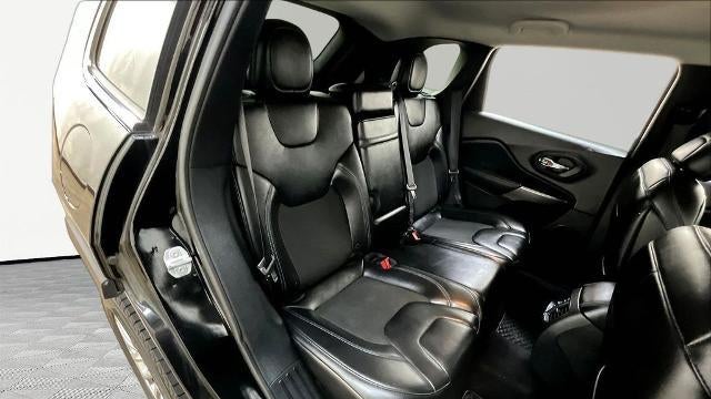 2019 Jeep Cherokee Altitude
