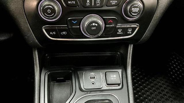 2019 Jeep Cherokee Altitude