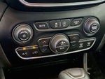 2019 Cherokee Thumbnail 15