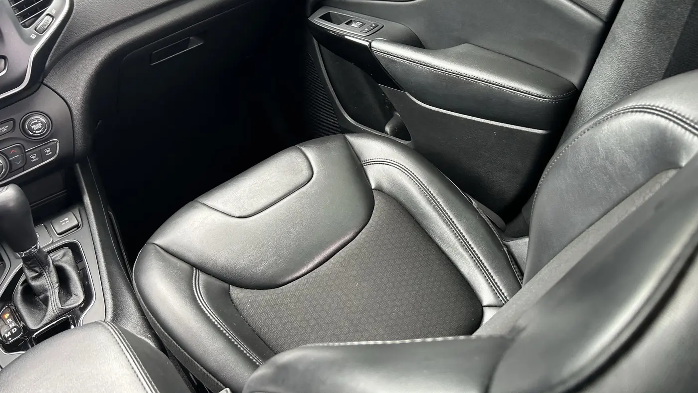 2019 Jeep Cherokee Altitude