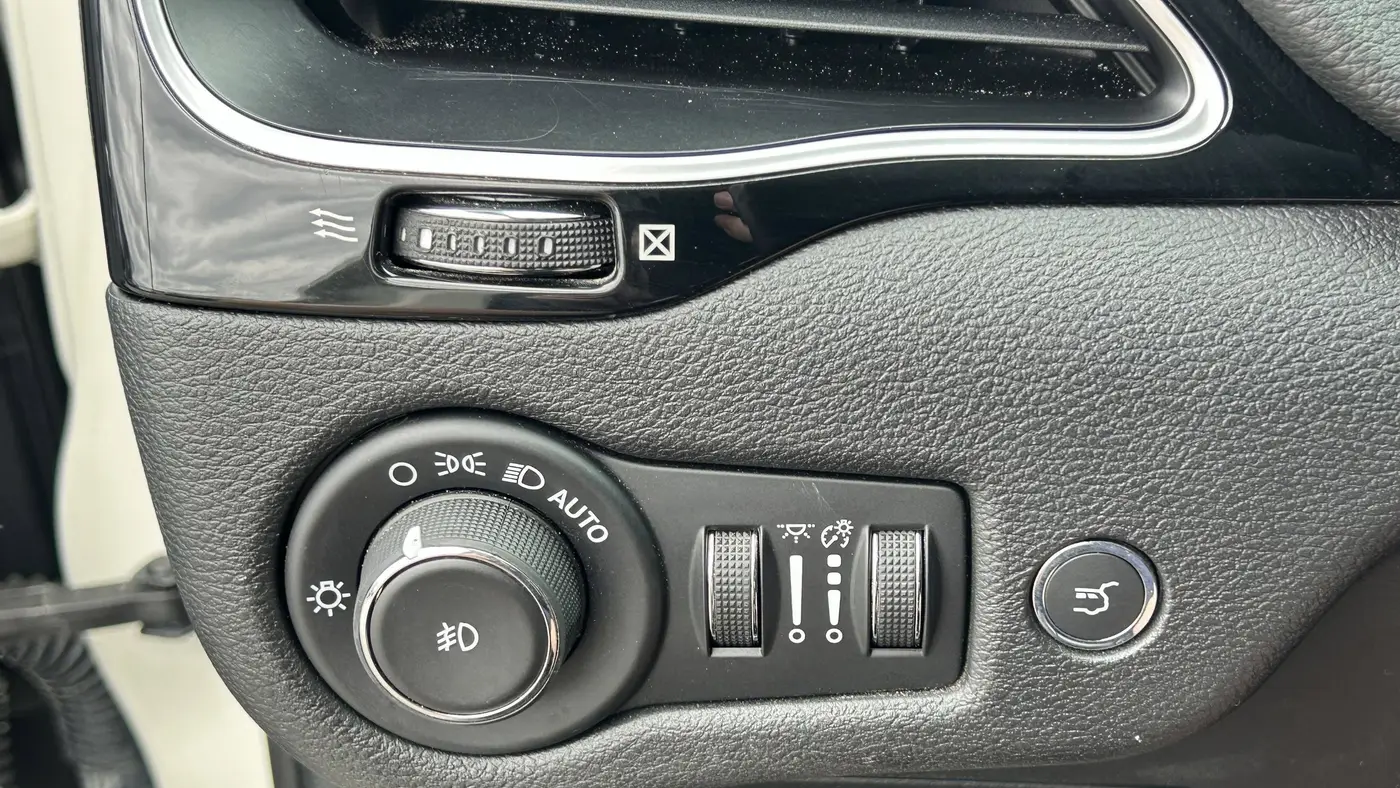 2019 Jeep Cherokee Altitude