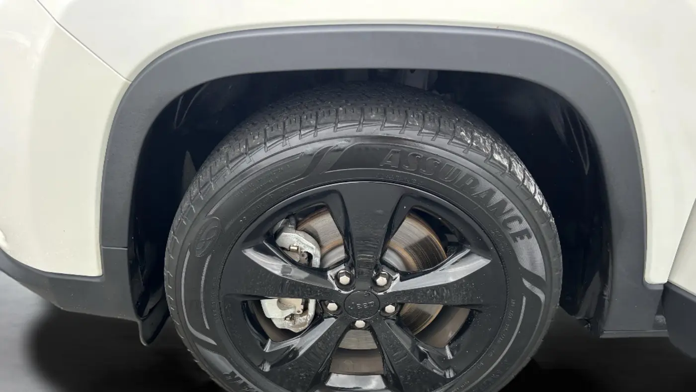 2019 Jeep Cherokee Altitude