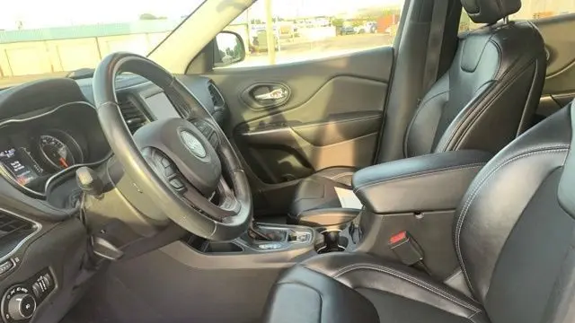 2019 Jeep Cherokee Altitude