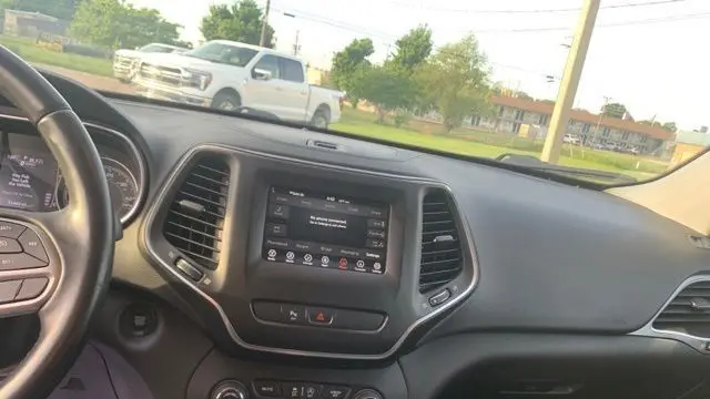 2019 Jeep Cherokee Altitude