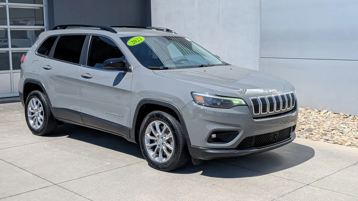 2022 Jeep Cherokee Latitude Lux