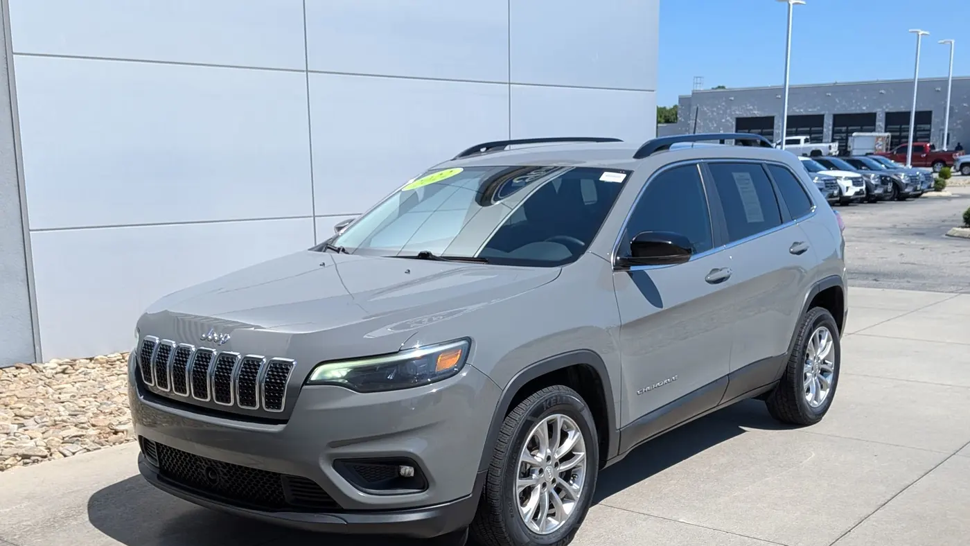 2022 Jeep Cherokee Latitude Lux