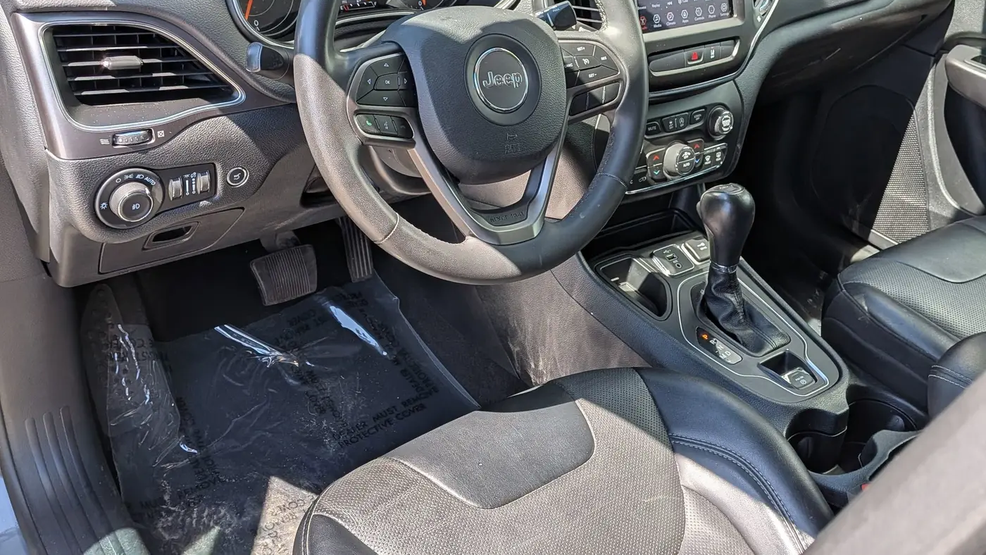 2022 Jeep Cherokee Latitude Lux