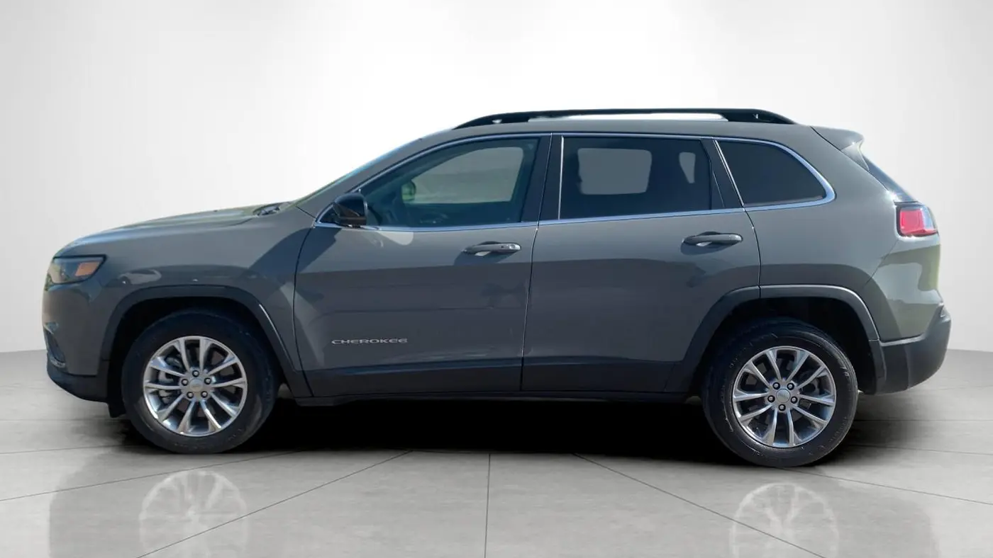 2022 Jeep Cherokee Latitude Lux