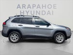 2016 Cherokee Thumbnail 6