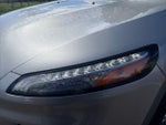2016 Cherokee Thumbnail 9