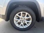 2016 Cherokee Thumbnail 12