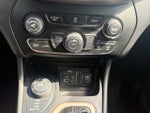 2016 Cherokee Thumbnail 16