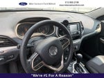 2017 Cherokee Thumbnail 11