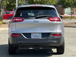 2016 Cherokee Thumbnail 4