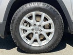 2016 Cherokee Thumbnail 39