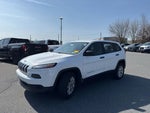 2017 Cherokee Thumbnail 3