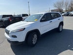 2017 Cherokee Thumbnail 19