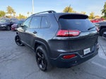 2016 Cherokee Thumbnail 3