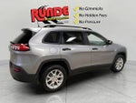 2016 Cherokee Thumbnail 5