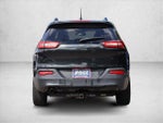 2016 Cherokee Thumbnail 6