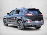 2016 Cherokee Thumbnail 7