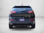 2016 Cherokee Thumbnail 6