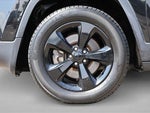 2016 Cherokee Thumbnail 9