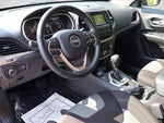 2016 Cherokee Thumbnail 10