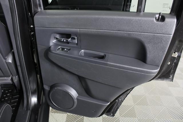 2012 Jeep Liberty - $8,999