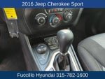 2016 Cherokee Thumbnail 21