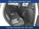 2016 Cherokee Thumbnail 13