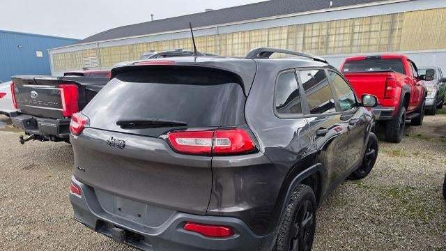 2017 Jeep Cherokee Sport