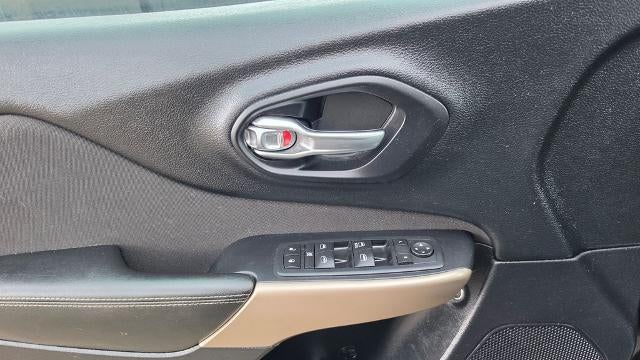 2017 Jeep Cherokee Sport