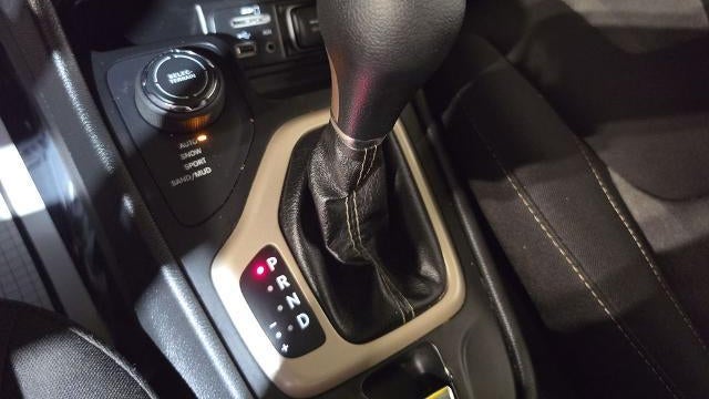 2017 Jeep Cherokee Sport