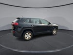 2016 Cherokee Thumbnail 8