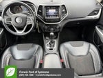2017 Cherokee Thumbnail 13