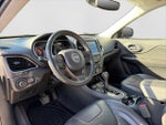 2019 Cherokee Thumbnail 16